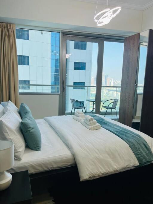 1 Bed Apartment With Sea View, Pool, Gym & Free Parking In Dubai Marina 外观 照片