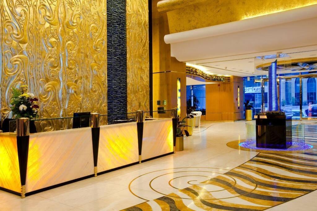 1 Bed Apartment With Sea View, Pool, Gym & Free Parking In Dubai Marina 外观 照片